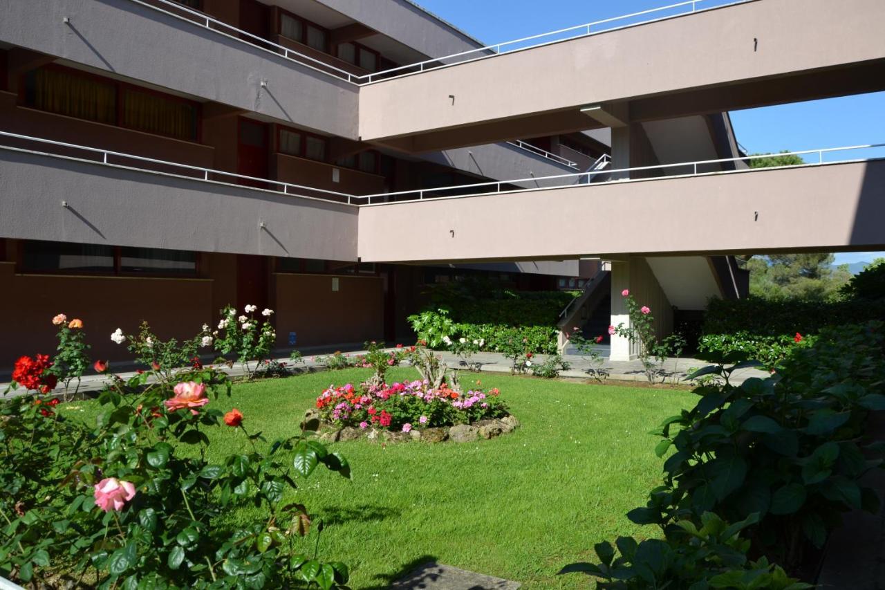 Appartamenti Marinetta Marina Di Bibbona Exterior photo
